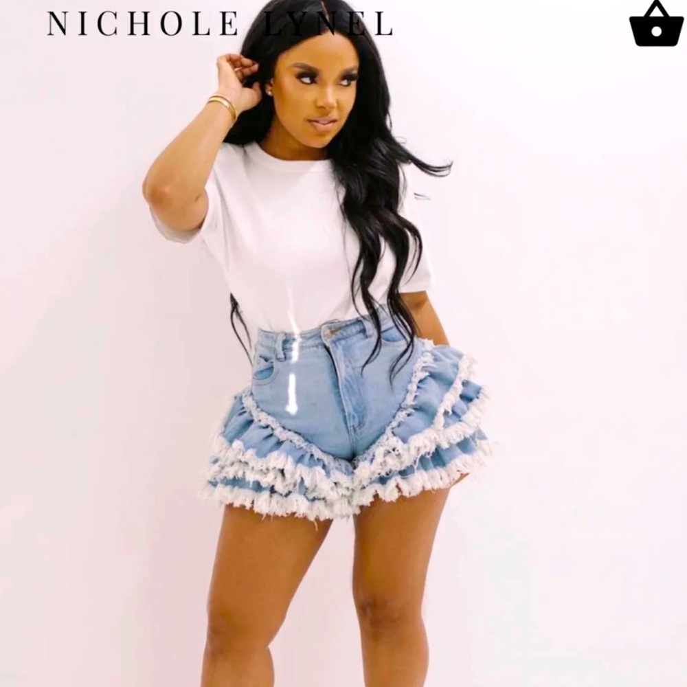 COPY - Nichole Lynel Ruffled shorts